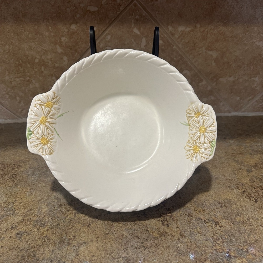 Vintage 1960's Poppytrail Metlox Sculptured Daisy Serving Bowl Handles 7 "